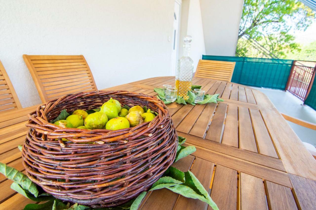 Apartmani Perkovic Gustirna 外观 照片
